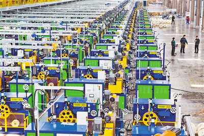 萬(wàn)州 精密銅管制造基地智能化轉(zhuǎn)型，汽車(chē)配件生產(chǎn)駛?cè)肟燔?chē)道